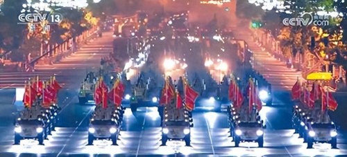 宏粤配资 9.3大阅兵发出信号: 新型尖端武器不再隐藏 从实力地位出发威慑敌人